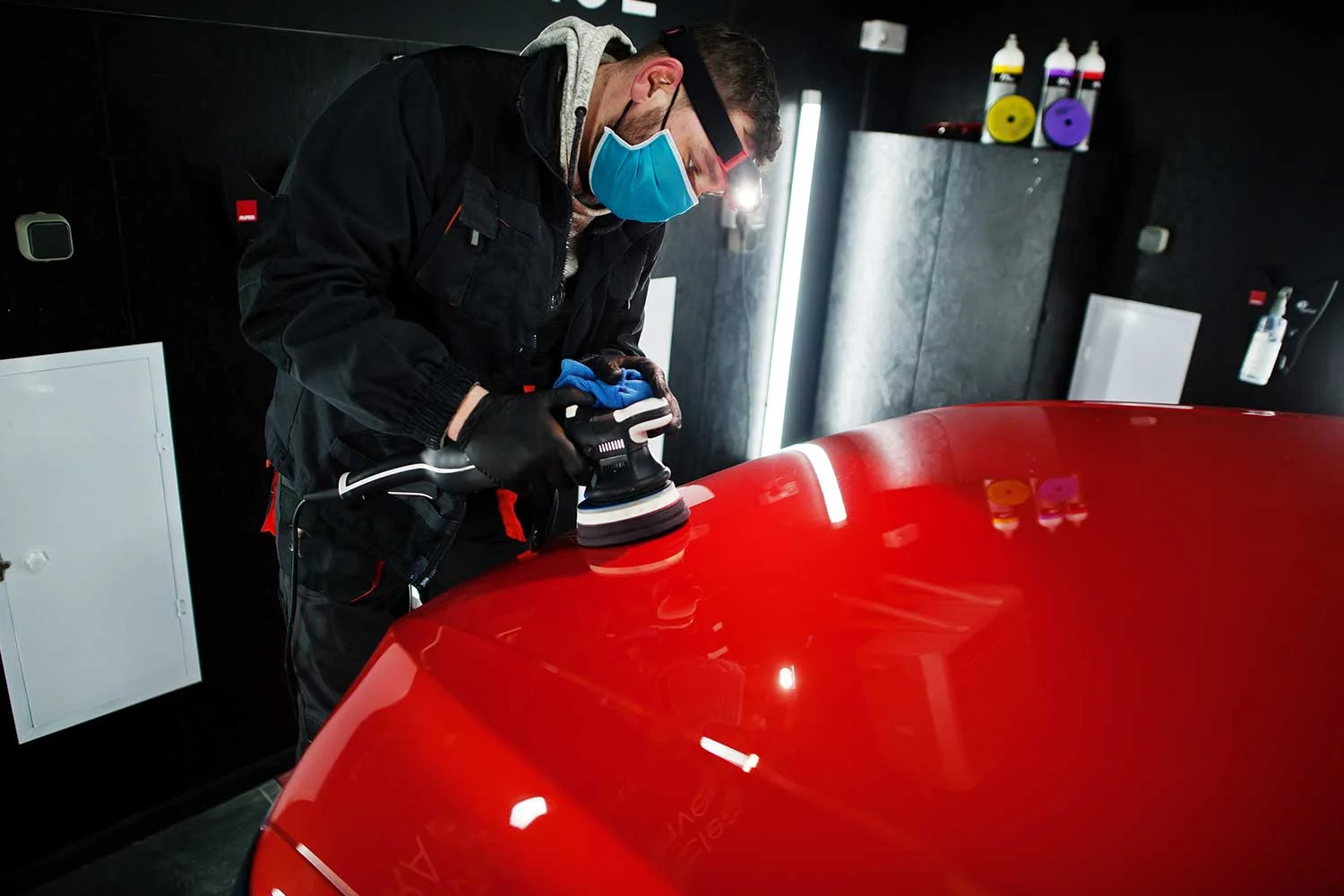 car-detailing-concept